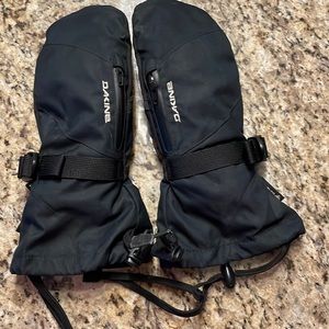Dakine Sequoia snow mittens